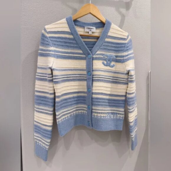 CHANEL Women's Blue and Cream Cardigan - Picture 1 of 9